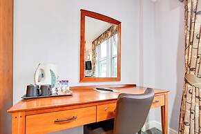 Aston Court Derby City Centre by Belvilla