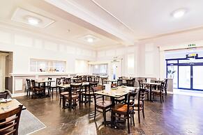 Aston Court Derby City Centre by Belvilla