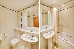 Aston Court Derby City Centre by Belvilla