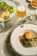 DoubleTree by Hilton Brussels City