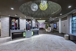 DoubleTree by Hilton Winston Salem - University