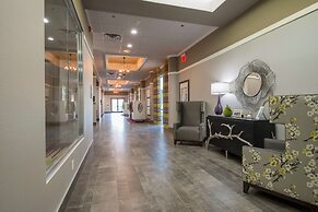 DoubleTree by Hilton Winston Salem - University
