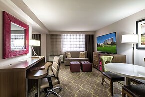DoubleTree by Hilton Winston Salem - University