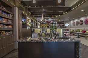 DoubleTree by Hilton Winston Salem - University