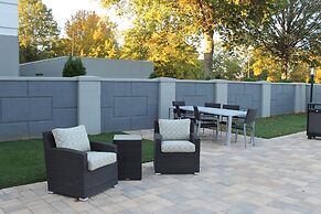 DoubleTree by Hilton Winston Salem - University