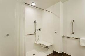 Hampton Inn & Suites Springdale