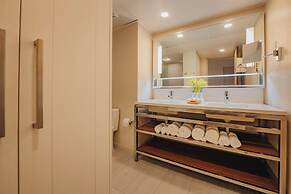 Renaissance Wind Creek Aruba Resort