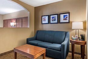 Comfort Suites Baymeadows Near Butler Blvd