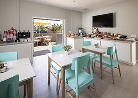 Mariposa Inn & Suites