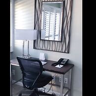 Mariposa Inn & Suites