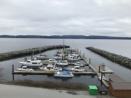 Beach Gardens Resort and Marina