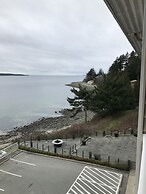 Beach Gardens Resort and Marina