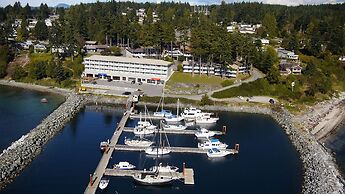 Beach Gardens Resort and Marina