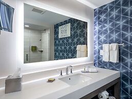 DoubleTree by Hilton Hot Springs