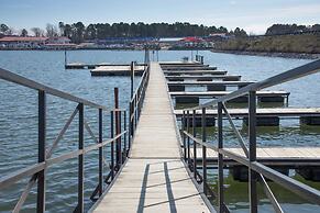 DoubleTree by Hilton Hot Springs