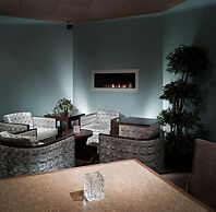 The Madison Concourse Hotel and Governor's Club