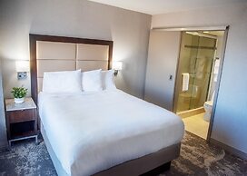 The Madison Concourse Hotel and Governor's Club