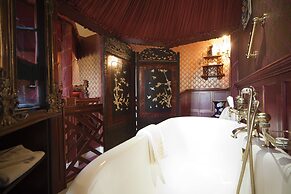 Coombe Abbey Hotel
