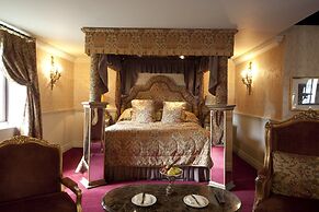 Coombe Abbey Hotel