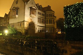 Coombe Abbey Hotel