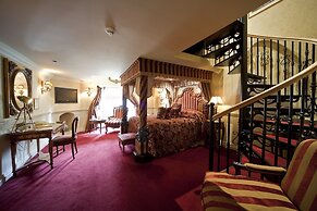 Coombe Abbey Hotel