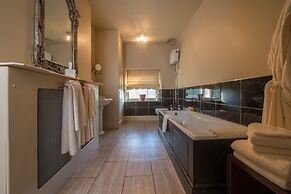Coombe Abbey Hotel