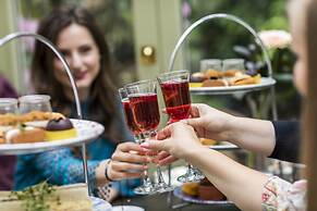 Coombe Abbey Hotel
