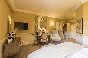 Coombe Abbey Hotel