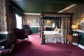 Coombe Abbey Hotel