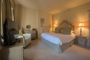 Coombe Abbey Hotel