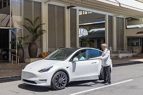 The Kahala Hotel & Resort