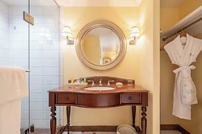 The Kahala Hotel & Resort