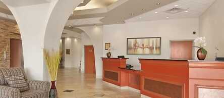 Ramada by Wyndham Edmonton South