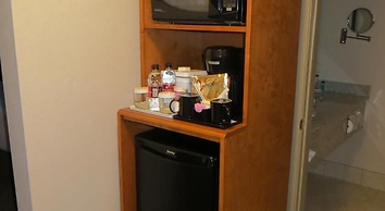 Ramada by Wyndham Edmonton South