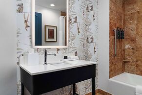 Hotel Theo New Orleans, Tapestry Collection by Hilton