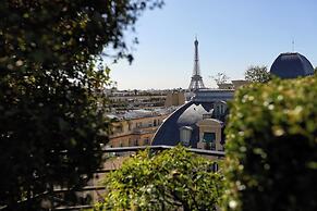 Hotel Raphael