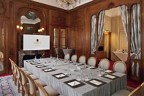 Hotel Raphael