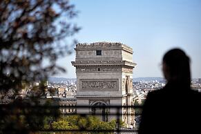 Hotel Raphael