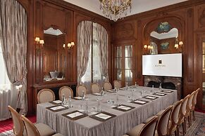 Hotel Raphael