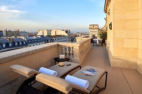 Hotel Raphael