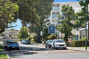 Broadwater Resort Como