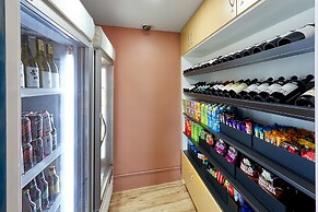 Broadwater Resort Como