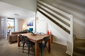 Broadwater Resort Como