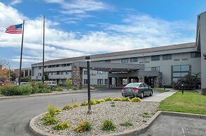 Comfort Inn & Suites North at the Pyramids