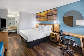Days Inn by Wyndham Pensacola I-10
