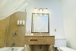 Ramada by Wyndham San Diego Airport