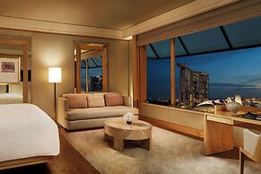 The Ritz-Carlton, Millenia Singapore