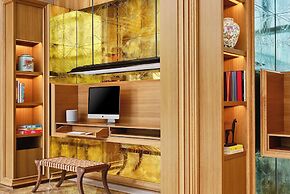 The Ritz-Carlton, Millenia Singapore