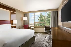 DoubleTree by Hilton Toronto Airport West