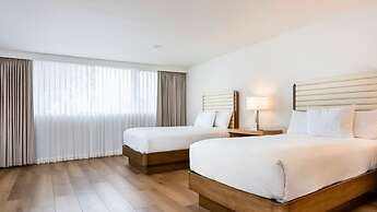 Luxe Sunset Boulevard Hotel
